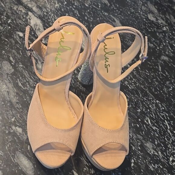 BRAND NEW KAMILA SUEDE PLATFORM RHINESTONE ANKLE STRAP HEELS SANDAL - Picture 3 of 15